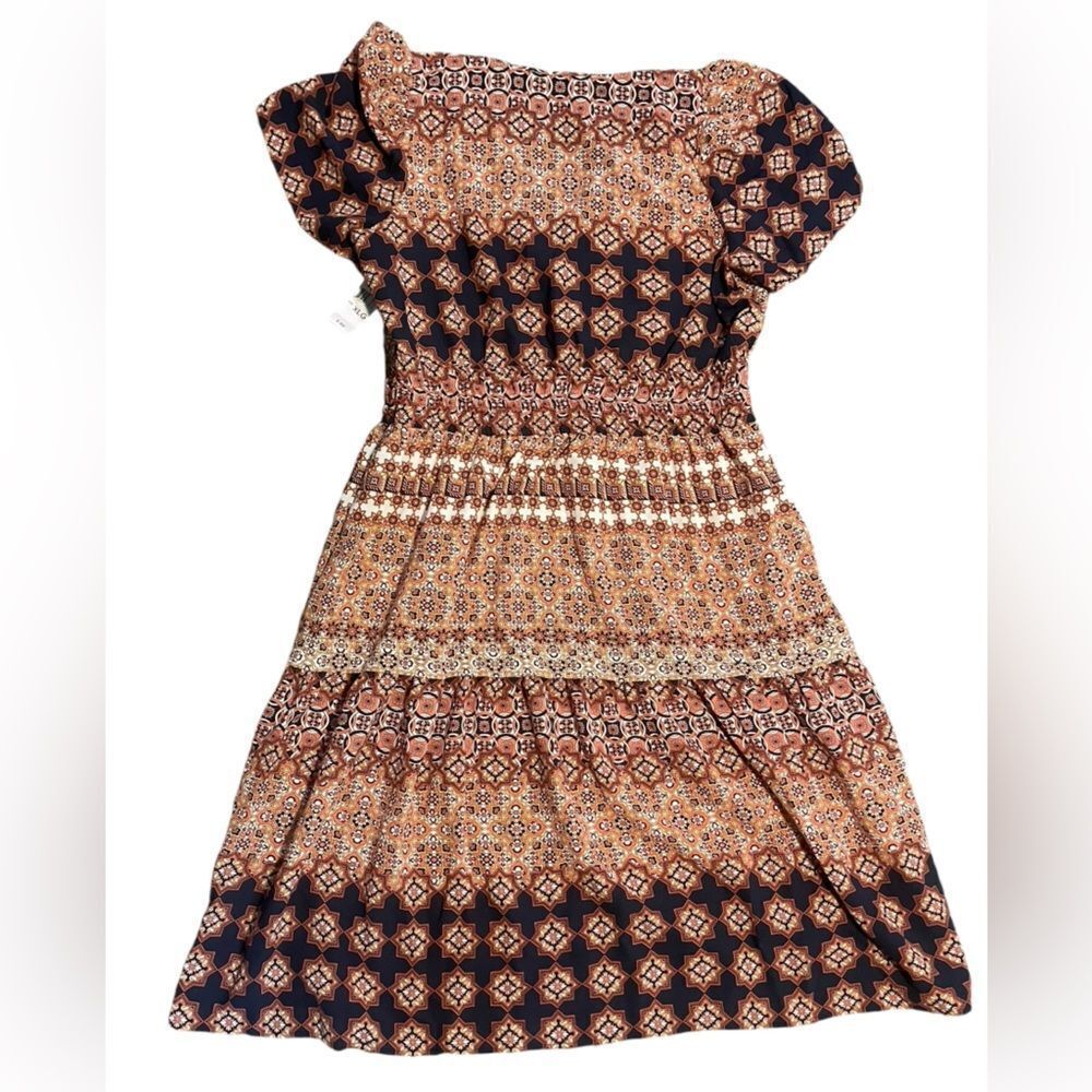 Isabel & Nina Short Sleeve Multi Print Midi Fit + Flare Dress - Picture 4 of 8